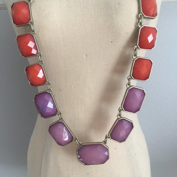 Ann Taylor LOFT Statement Necklace - Picture 3 of 6